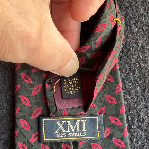 Men's Silk Neck Tie - Picture 5 of 5